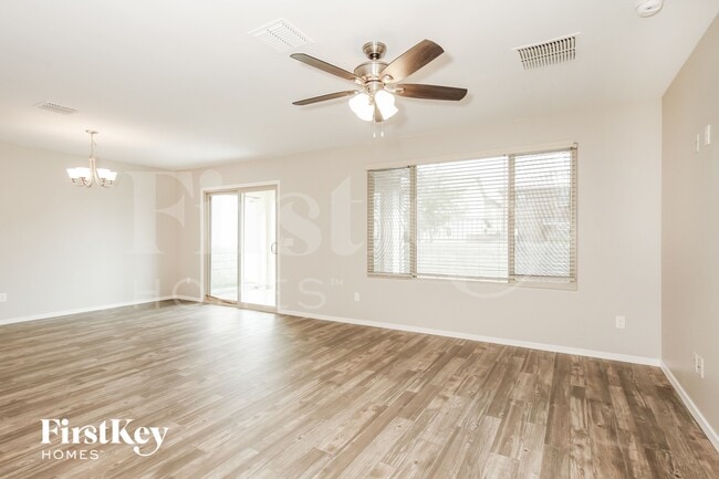 Photo - 16570 W Sierra St