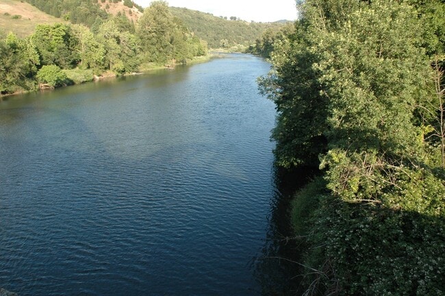 Photo - 6+ Bdrm Home Built 1895.  Close In.  With Pastures.