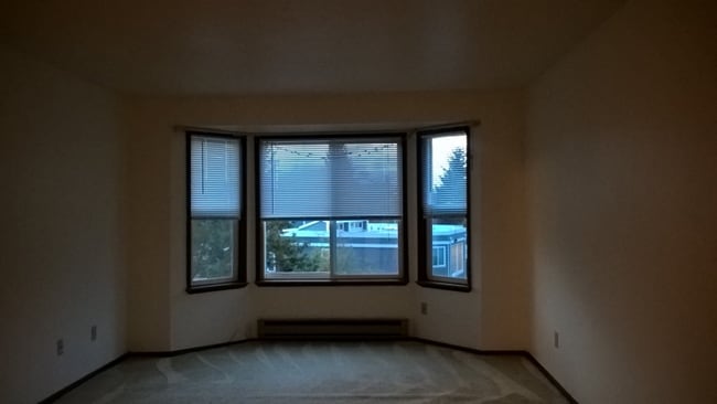 Building Photo - 4208 Factoria Blvd SE