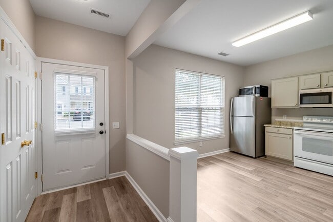 Photo - Spacious Townhome in Prime South Charlotte...