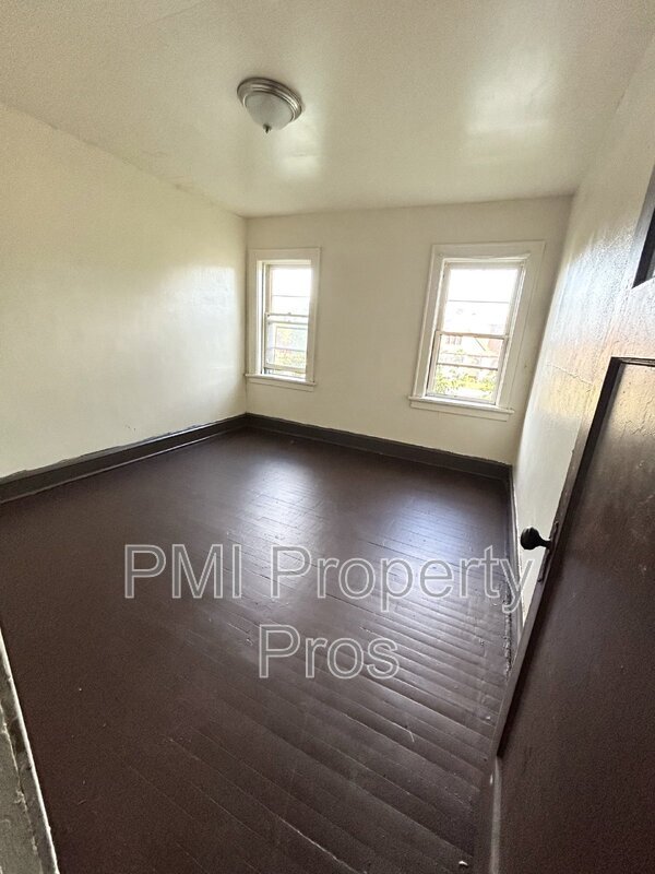 Photo - 3112 N 38th St Unit 3