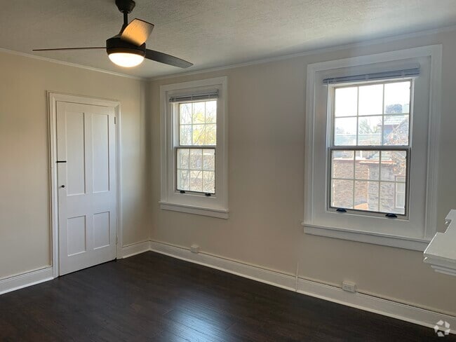 Building Photo - 77 N 2nd St Unit 3 Rental