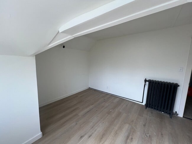 Photo - 616 McClellan St Unidad 9 (Upper)