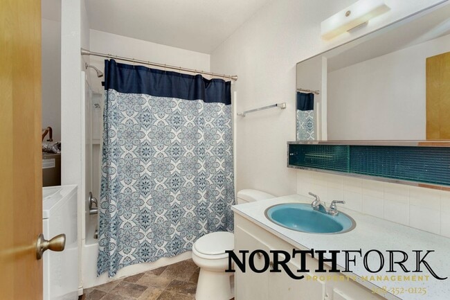 Photo - 615 Dearborn St Unidad #1