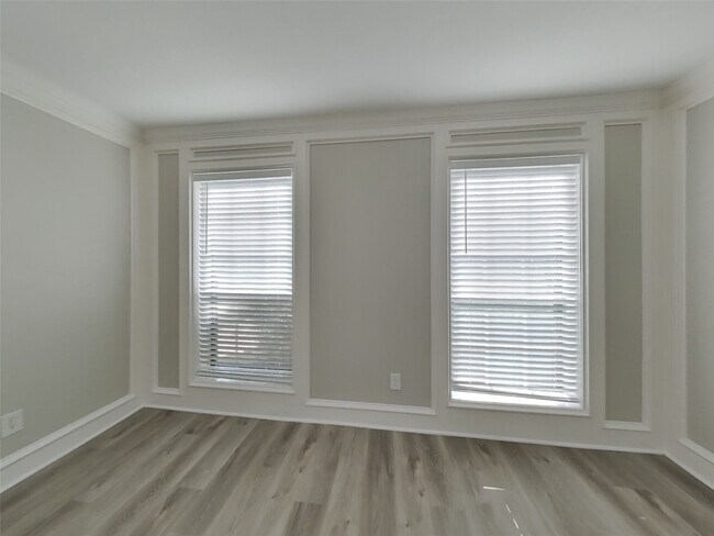 Photo - 15806 Crystal Brook Dr