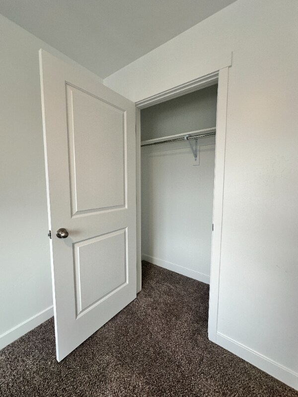 Photo - 1089 Waterway Ln