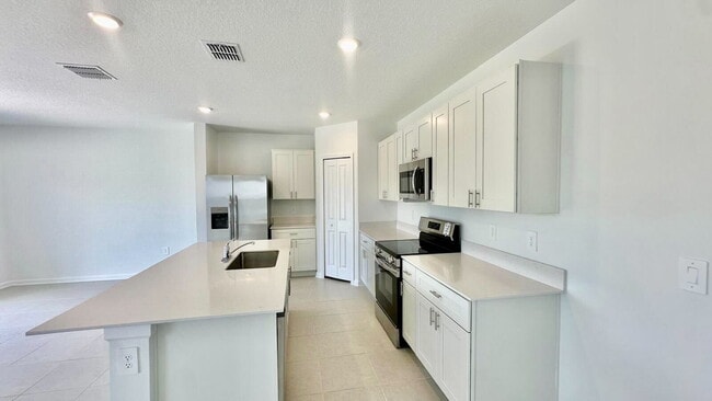 Photo - 5882 Le Marin Wy