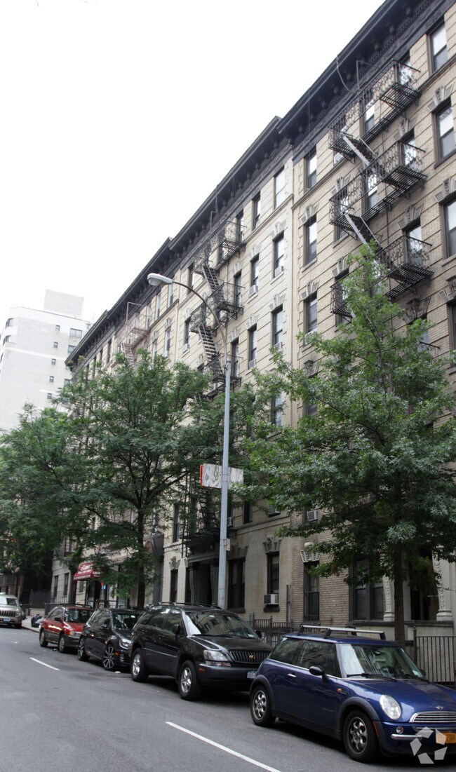 425 East 65th Street