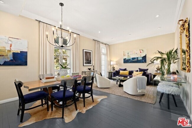 Building Photo - 1416 Havenhurst Dr Unit 1C Rental