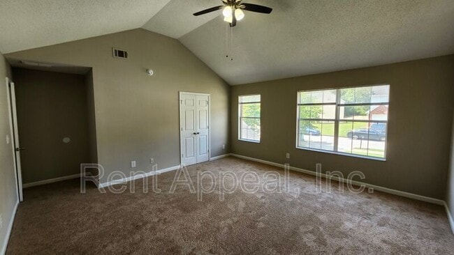 Photo - 601 Hillandale Park Dr