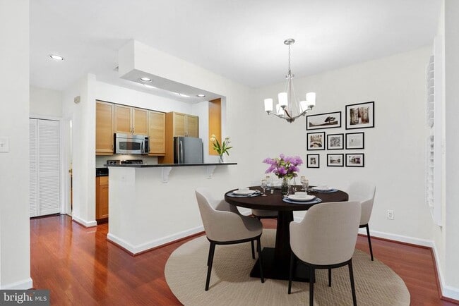 Photo - 5909 Barbados Pl Unit 103