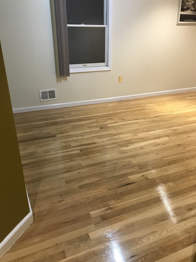 Photo - 165 Grant Ave Unit 1