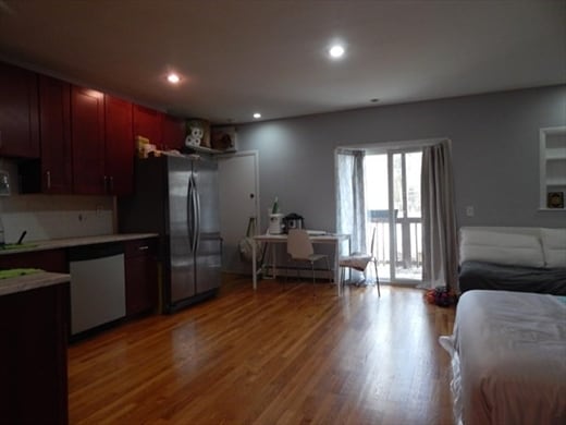 Photo - 345 Meridian St Unit 2