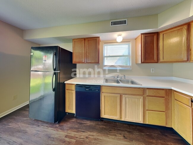 Photo - 2162 Turning Leaf Dr