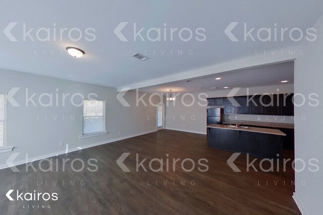 8022 Shadesbrook Dr