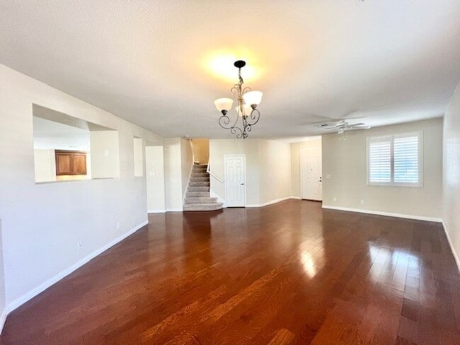 Photo - 18 Blue Valley Dr