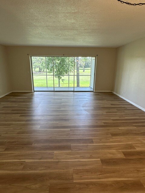 Photo - 55 Country Club Dr Unidad 55