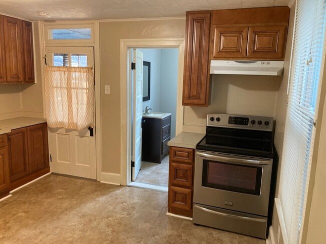Photo - Two Story half-duplex in Waynesboro - $950/mo