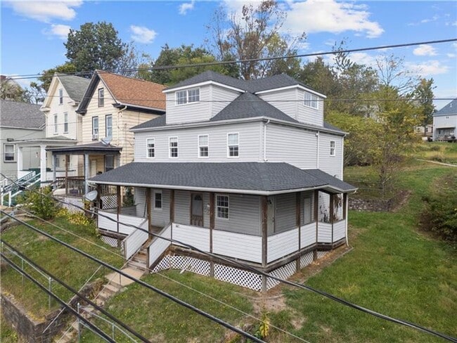 Building Photo - 507 Gaskill Ave Unit 507 Gaskill Ave A Jeannette, PA 15644