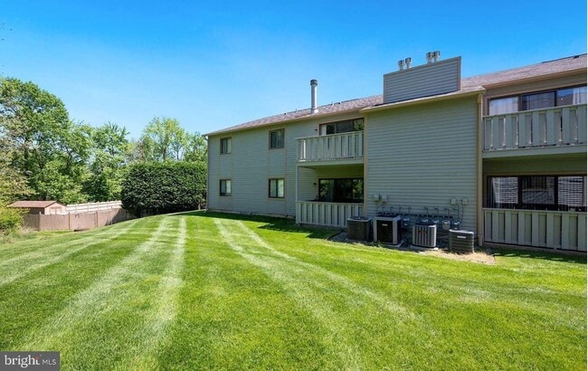 Photo - 103 Woodhollow Dr