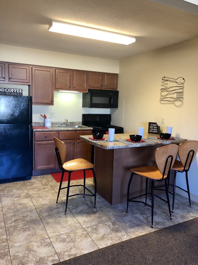 Photo - Darrow Place Apartments