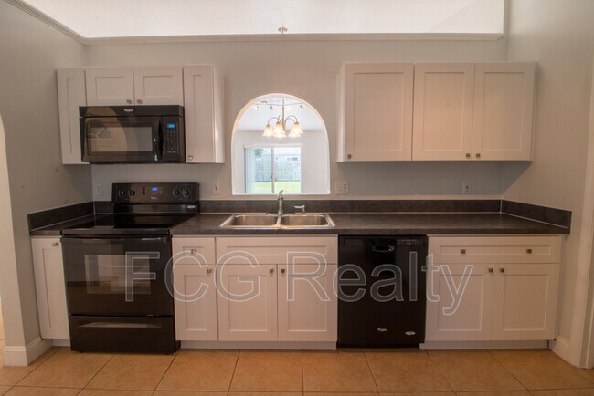 Photo - 211 Cross Creek Rd