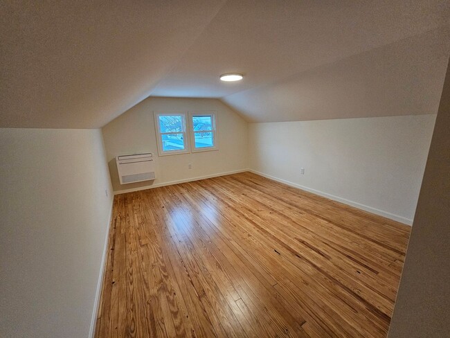 Photo - 616 N Washington St