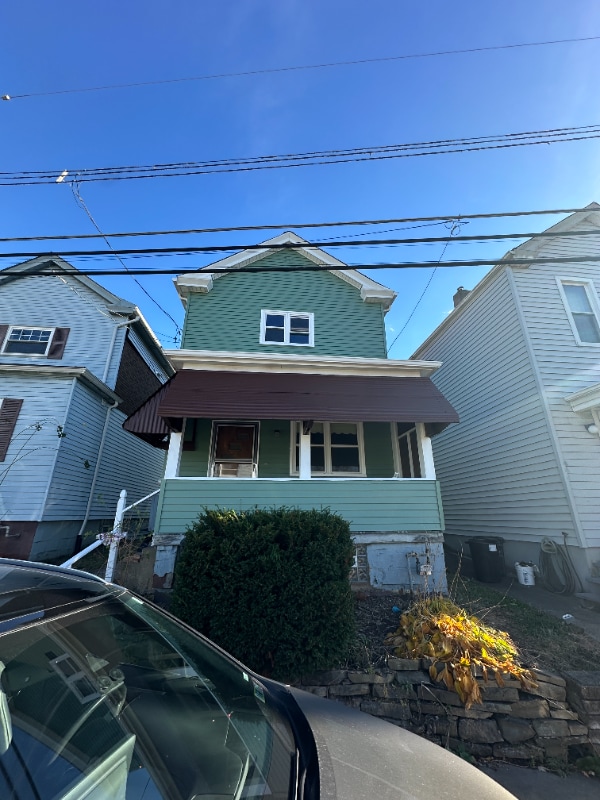 Building Photo - 129 Frank St