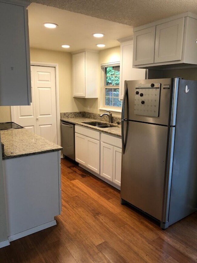 Photo - 118000 Unidad 1912