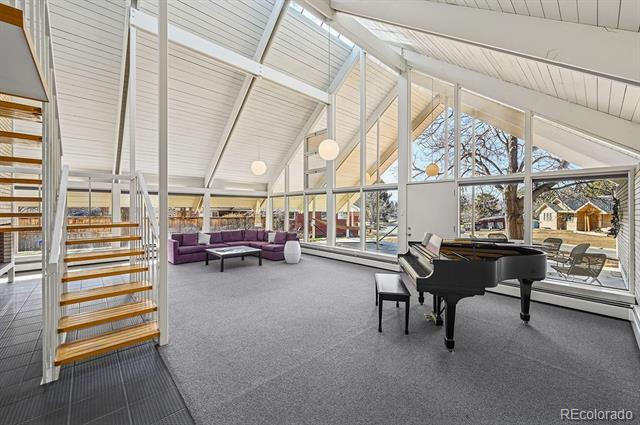 Photo - 3130 S Monroe St