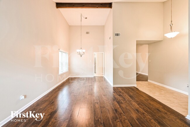 Photo - 5351 Pine Cliff Dr