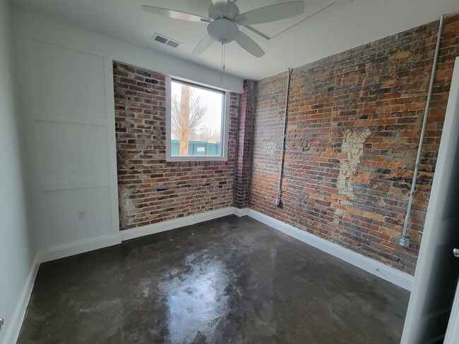 101 North St Unit B