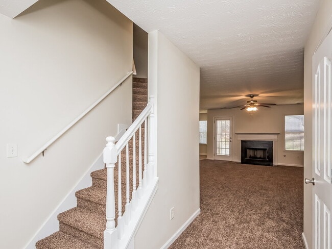 Photo - 70 Stony Oak Dr