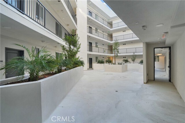 Photo - 8750 Sepulveda Blvd Unidad 404