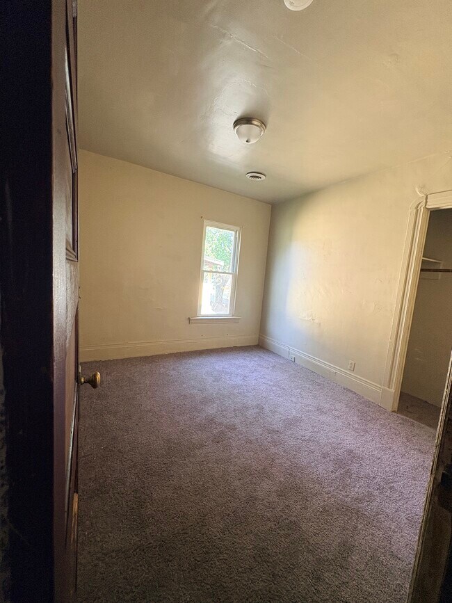 326 Home St Unit 3