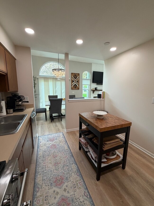 Photo - 1353 Ridgefield Cir