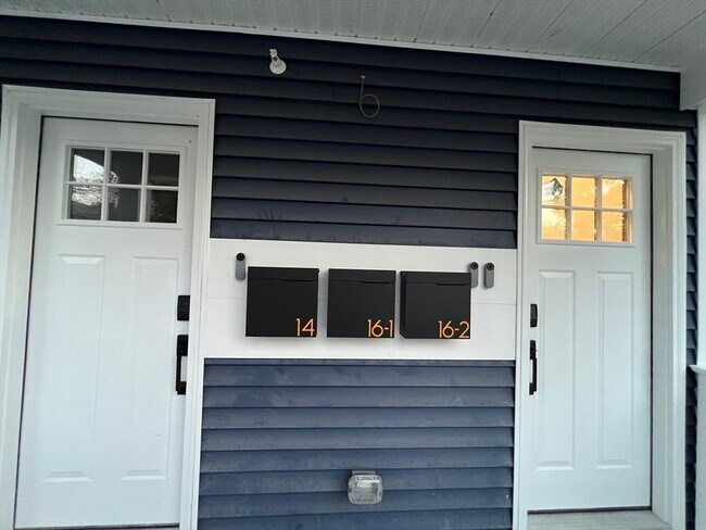 Photo - 16 Harriet St Unit 2