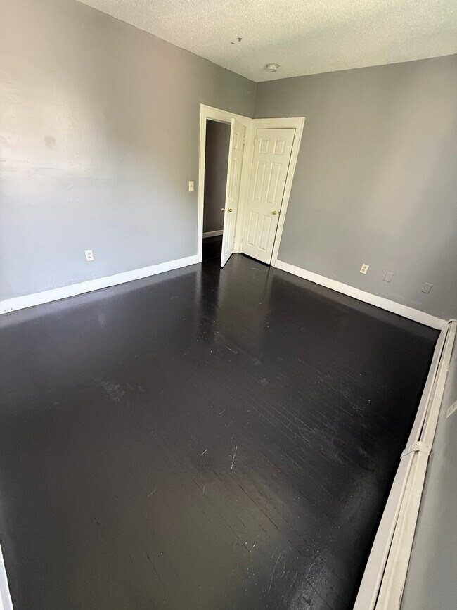 78 Sterling St Unit 3