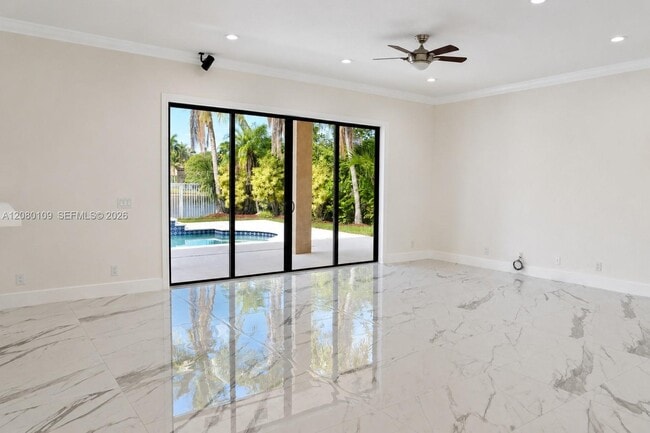 Photo - 1672 Victoria Pointe Cir