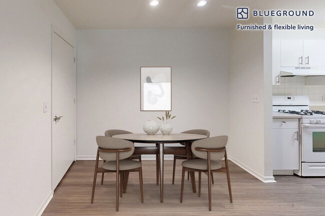 313 Avalon Cir Unit SI FL1-ID2442A