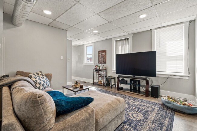 Photo - 70 S 15th St Unidad Apt #3