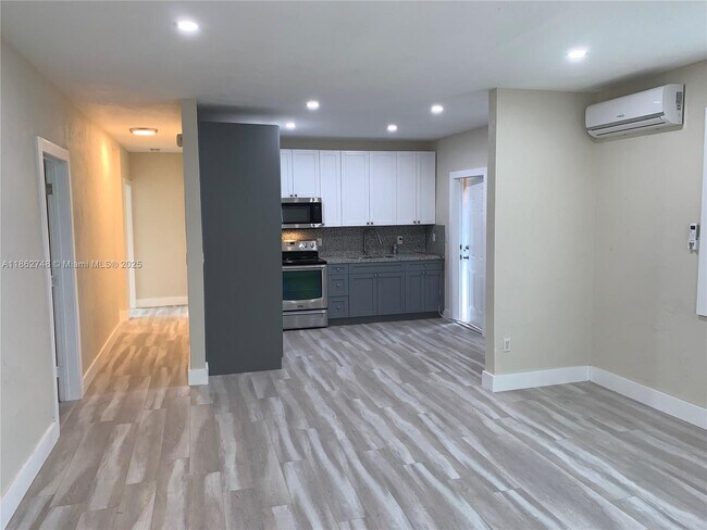 Photo - 1145 NE 113th St Unit 1145