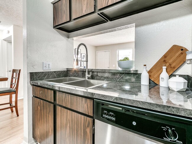 The Grove - Kitchen