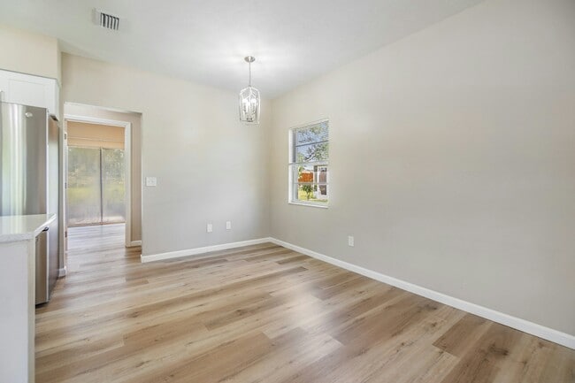 Photo - 6746 Carnelian Ave