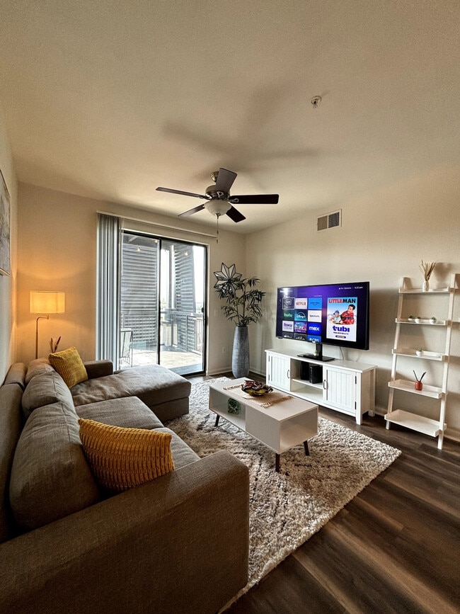 Photo - 11410 Century Oaks Terrace Unit SI ID1608766P