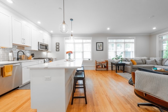 Photo - 135 College Farm Rd Unit 1