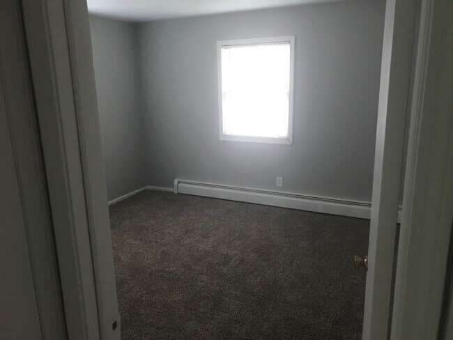 Burton Square Apartments