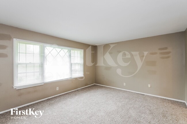 Photo - 7908 E 92nd St