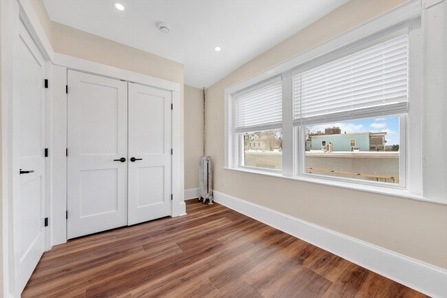 Photo - 105 School St Unit 2