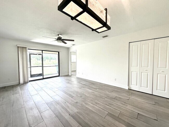 26305 Explorer Rd Unidad A